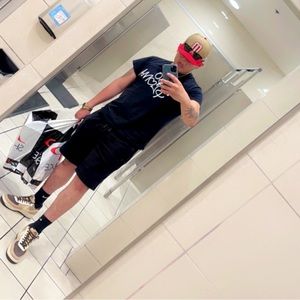 Meet your Posher, Jonathan